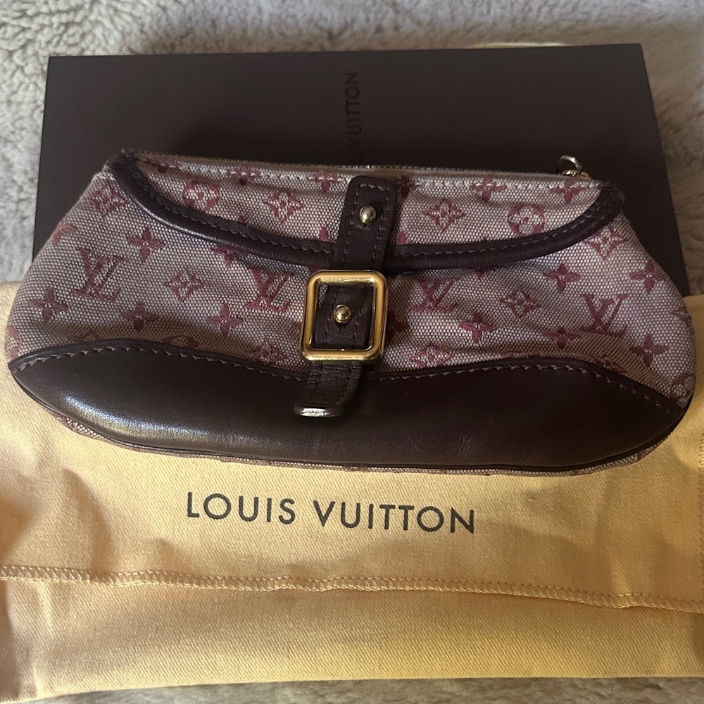 Louis Vuitton Brown Monogram Clutch
